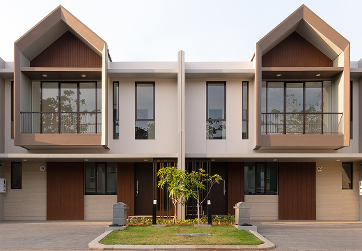 Townhouse / Semi-detached House